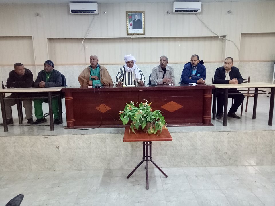 لقاء نوادي تمنراست مع مكتب الرابطة