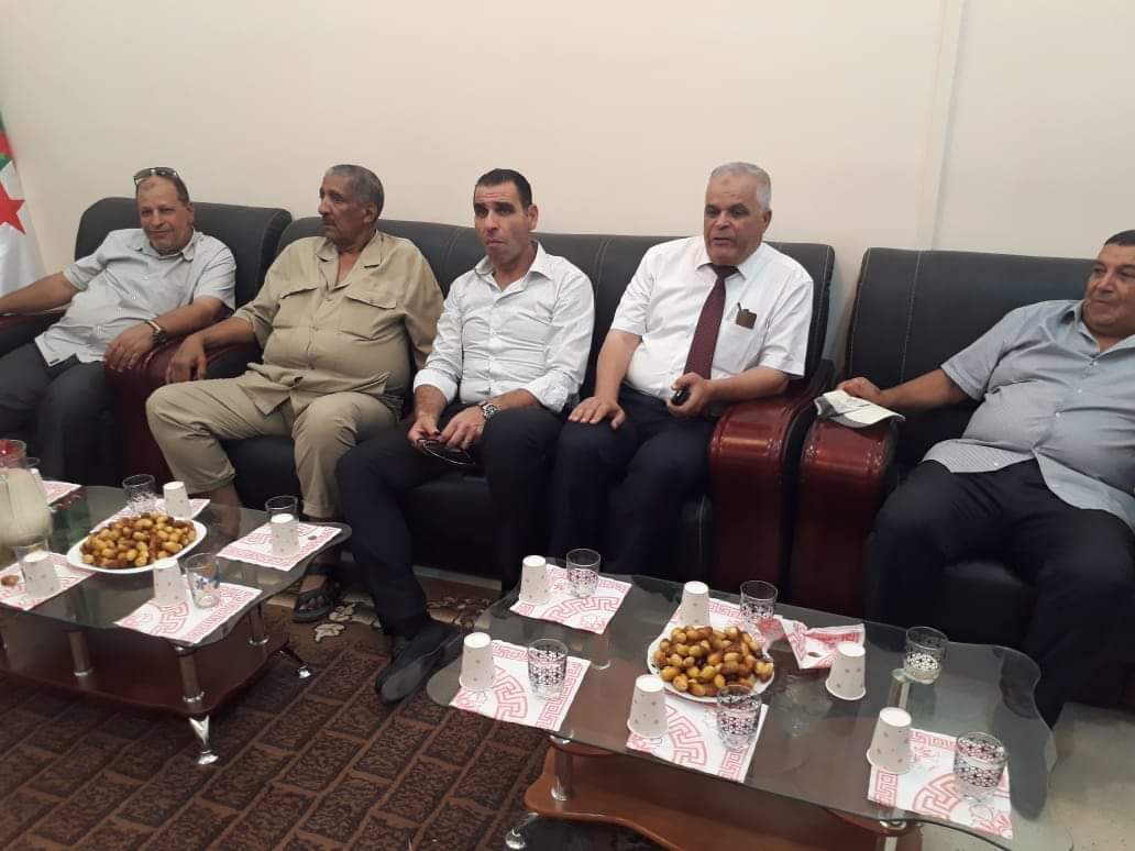 رئيس الاتحادية يزور مقر الرابطة