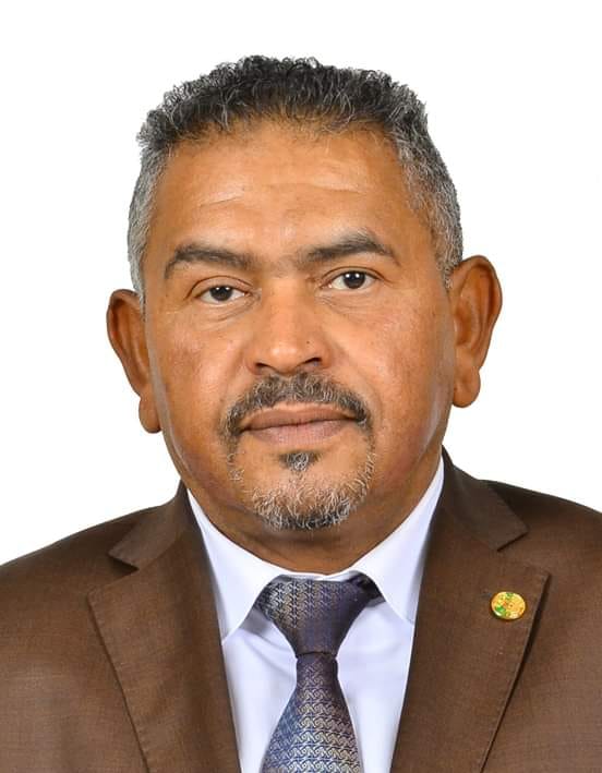 الدكتور عبد العزيز خمقاني في ذمة الله