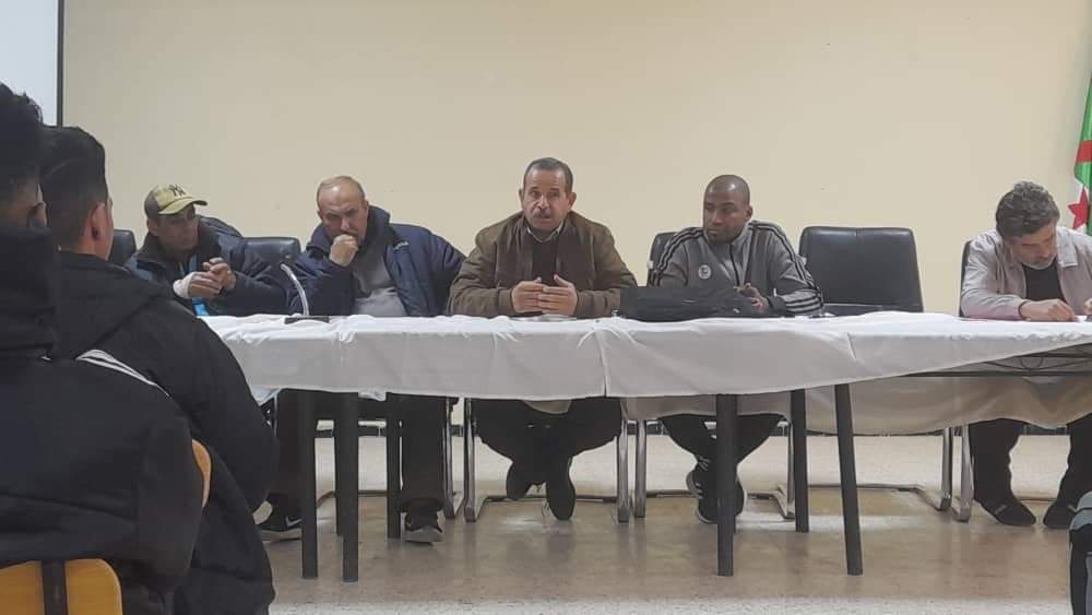 حكام المواهب الشابة 